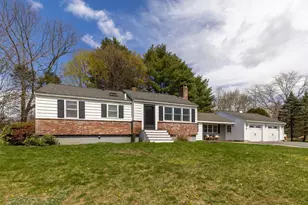 8 Warner Ln, Hampton, NH 03842 - Photo 1