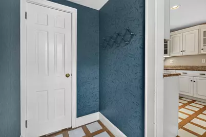 831 Maple Street, Manchester, NH 03104 - Photo 29