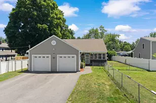 264 Broad St, Nashua, NH 03063 - Photo 1
