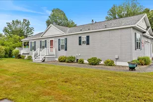 214 Mackerel Ave, Portsmouth, NH 03801 - Photo 3