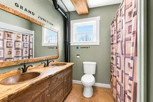 5 Pleasant St, Lincoln, NH 03251 - Photo 21