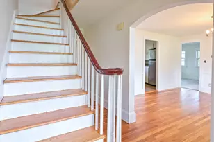 255 North St, Manchester, NH 03104 - Photo 9