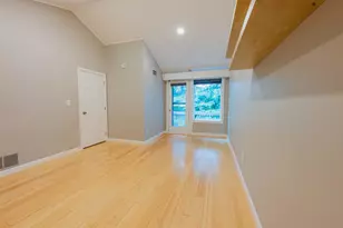 5 Tsienneto Rd, Derry, NH 03038 - Photo 27