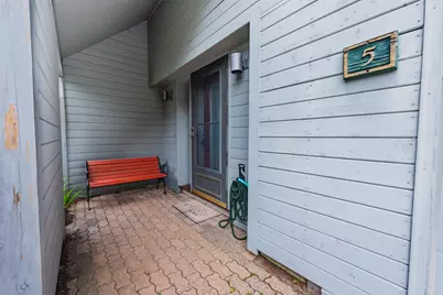 5 Tsienneto Road #5, Derry, NH 03038 - Photo 5