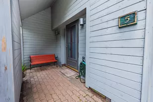 5 Tsienneto Rd, Derry, NH 03038 - Photo 5