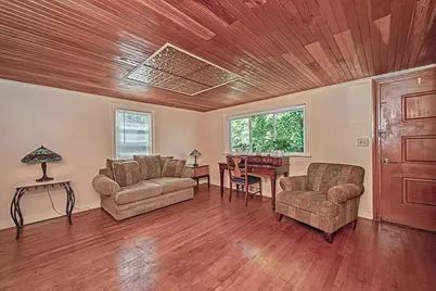 18 Pershing Street, Nashua, NH 03060 - Photo 5