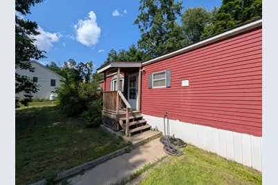 14 Seagroves Street, Wilton, NH 03086 - Photo 25