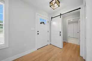 8 Robin Wy, Chester, NH 03036 - Photo 11