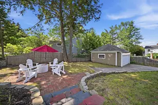 2484 Elm St, Manchester, NH 03104 - Photo 49