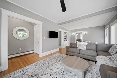 2484 Elm Street, Manchester, NH 03104 - Photo 3