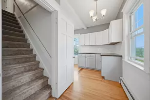 2484 Elm St, Manchester, NH 03104 - Photo 35
