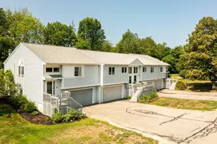 22 Meadowbrook Vlg, Rochester, NH 03867 - Photo 1