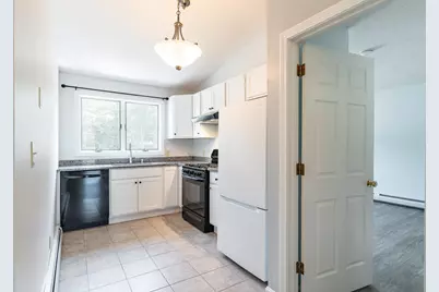 22 Meadowbrook Village, Rochester, NH 03867 - Photo 7