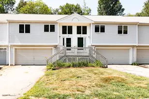 22 Meadowbrook Vlg, Rochester, NH 03867 - Photo 3