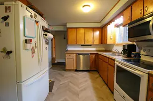 171 Stone Crest Ave, Hartford, VT 05001 - Photo 3