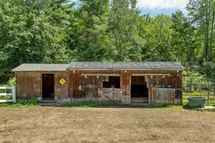 197 Grapevine Rd, Dunbarton, NH 03046 - Photo 11