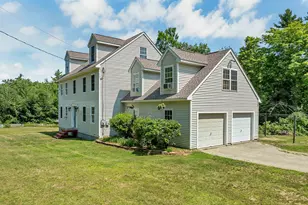 197 Grapevine Rd, Dunbarton, NH 03046 - Photo 3