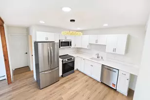 192 Londonderry Tpke, Hooksett, NH 03106 - Photo 9