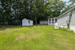 732 Concord Stage Rd, Weare, NH 03281 - Photo 3