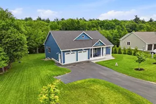 11 Hetnars Wy, Epping, NH 03042 - Photo 1