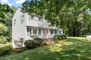 61 Glen Dr, Hudson, NH 03051 - Photo 3