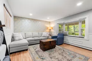 59 Cinnamon Dr, Goffstown, NH 03045 - Photo 9