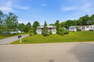 3 Adams St, Epsom, NH 03234 - Photo 13