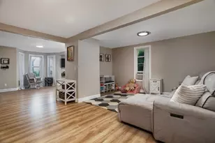 54 Elm St, Concord, NH 03303 - Photo 9