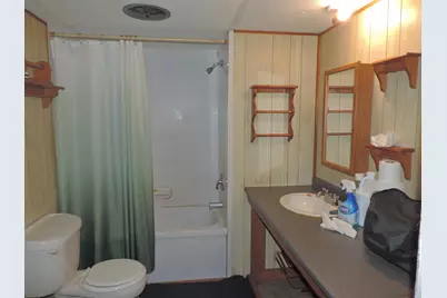 121 Woodland Circle, Raymond, NH 03077 - Photo 11
