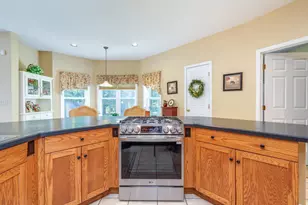 14 Fieldstone Dr, Hooksett, NH 03106 - Photo 15
