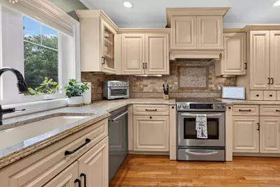 12 Shady Lane, Manchester, NH 03104 - Photo 11