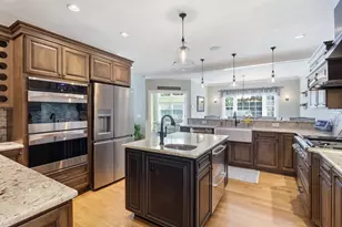 28 Lamplighter Ln, Salem, NH 03079 - Photo 15