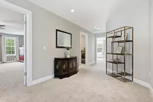 28 Lamplighter Ln, Salem, NH 03079 - Photo 25