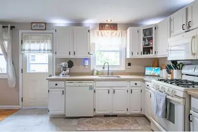 3 Copperfield Drive, Nashua, NH 03062 - Photo 7