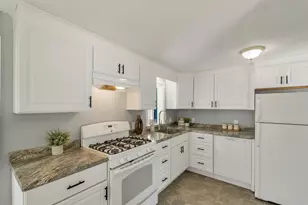 5 A St, Seabrook, NH 03874 - Photo 11