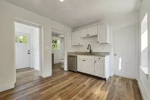12 Myrtle St, Somersworth, NH 03878 - Photo 5