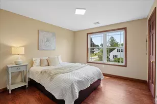 70 Norton Ave, Manchester, NH 03109 - Photo 21