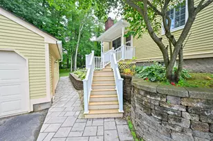 153 Russell St, Manchester, NH 03104 - Photo 7