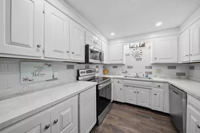 307 A Amherst Street #2, Nashua, NH 03063 - Photo 3