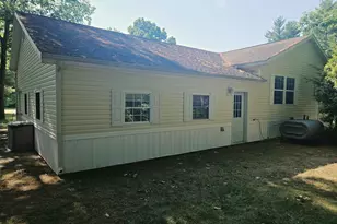 57 Temple Dr, Rochester, NH 03868 - Photo 5