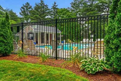 7 Autumn Leaf Drive #9, Nashua, NH 03060 - Photo 25
