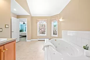 4 Monticello Dr, Amherst, NH 03031 - Photo 23