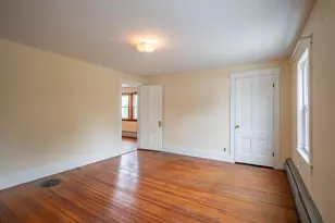 104 Kinsley St, Nashua, NH 03060 - Photo 31