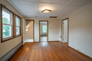 104 Kinsley St, Nashua, NH 03060 - Photo 27