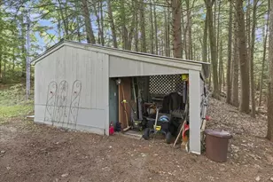 64 Evergreen Ln, Hopkinton, NH 03229 - Photo 11