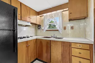 24 Peabody St, Lebanon, NH 03766 - Photo 17