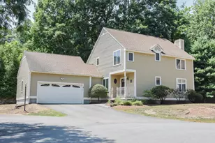 7 Casey Cir, Nashua, NH 03063 - Photo 1