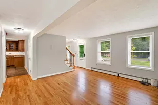 21 Century Ln, Litchfield, NH 03052 - Photo 9