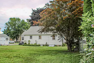 45 River Bank Rd, Manchester, NH 03103 - Photo 23