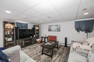 68 Oakdale Ave, Manchester, NH 03103 - Photo 41